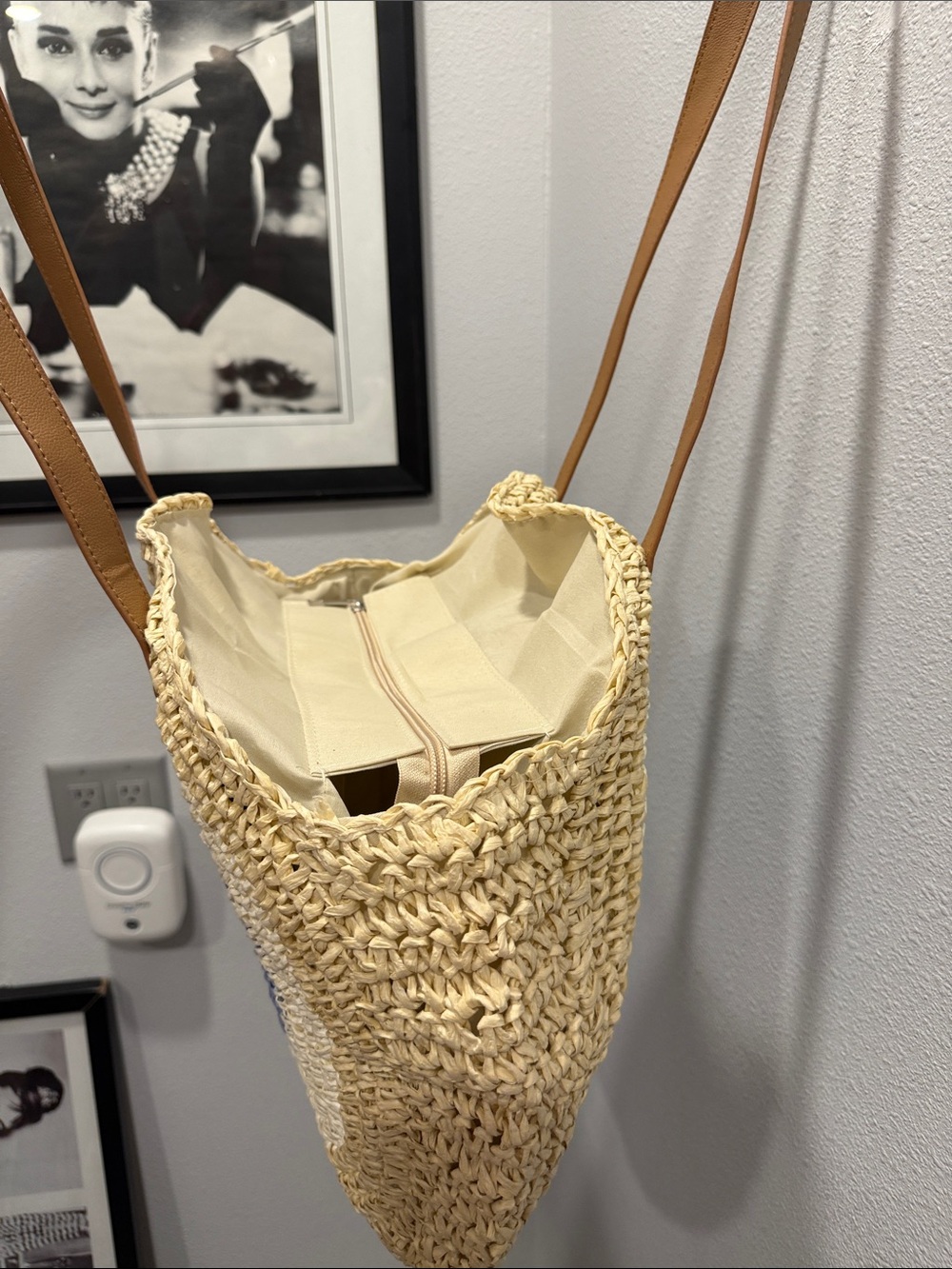 🧿 Evil Eye Round Straw Tote with Blue Center and Tan Straps - Picture 7 of 8